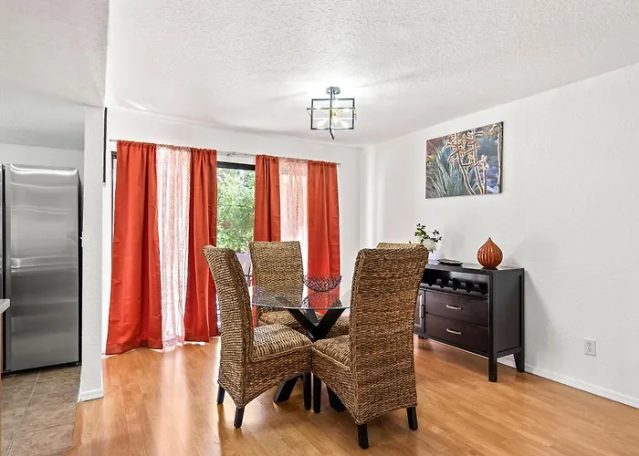 Luxurious Gated In Sabino Cyn, Style Living Holiday home Tucson