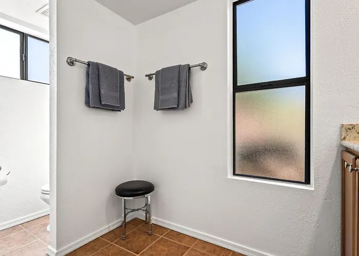 Luxurious Gated In Sabino Cyn, Style Living Holiday home Tucson